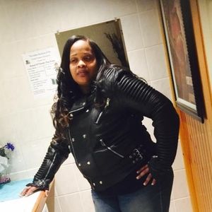 Meet your Posher, Sharon